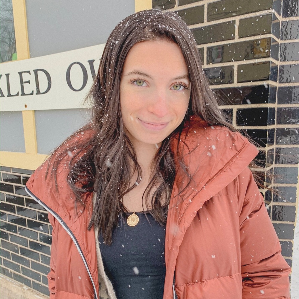 Meet your Posher, Maria